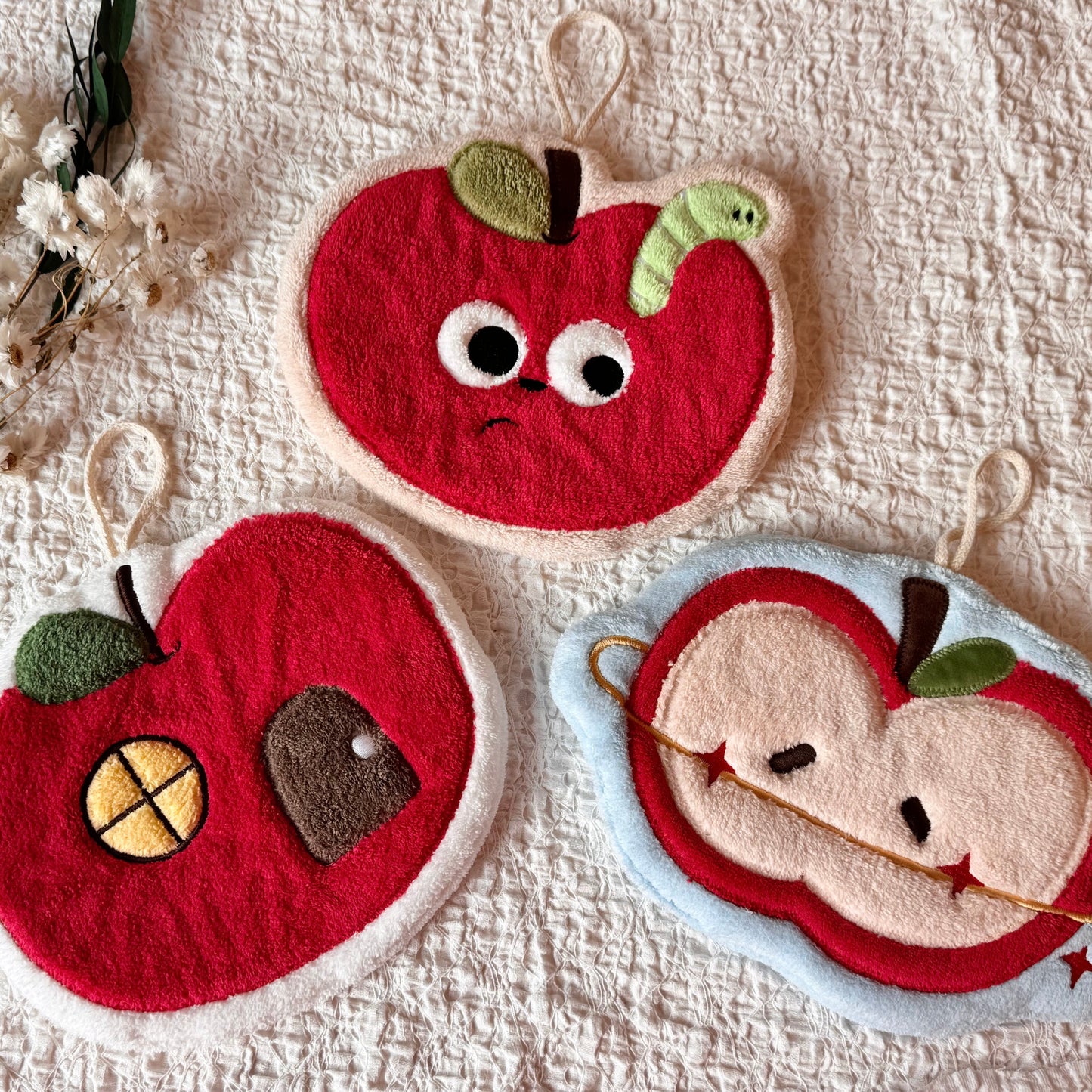 Set of 3 Cute Apple Hanging Hand Towels - Ecoesse