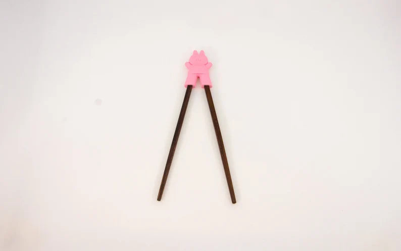 Simpo Kids Chopsticks with Cute Little Animal Helper - Ecoesse 